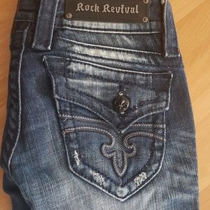 Rock Revival Jen capris size 25